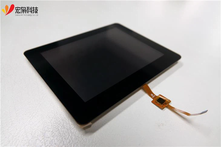 5.7 LCD-berøringsskærm